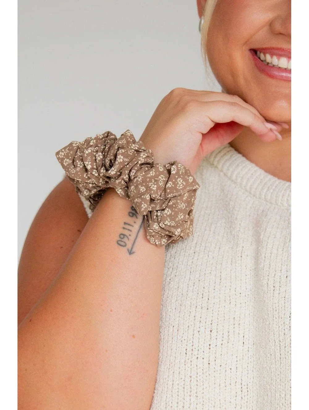 Andi Neutral Tan Floral Jumbo Scrunchie
